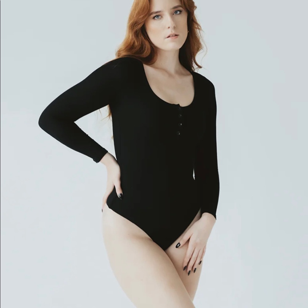 Klassy Network - Henley long sleeve Bramisuit - Black - Medium